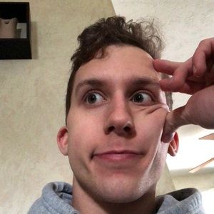 Meet your Posher, Ethan